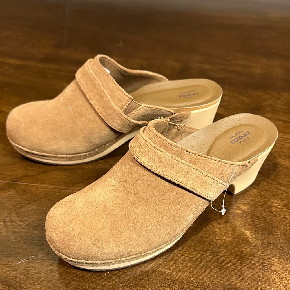 CROCS Women's Tan Suede Clogs